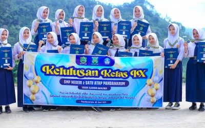 Suasana Haru dan Bahagia 